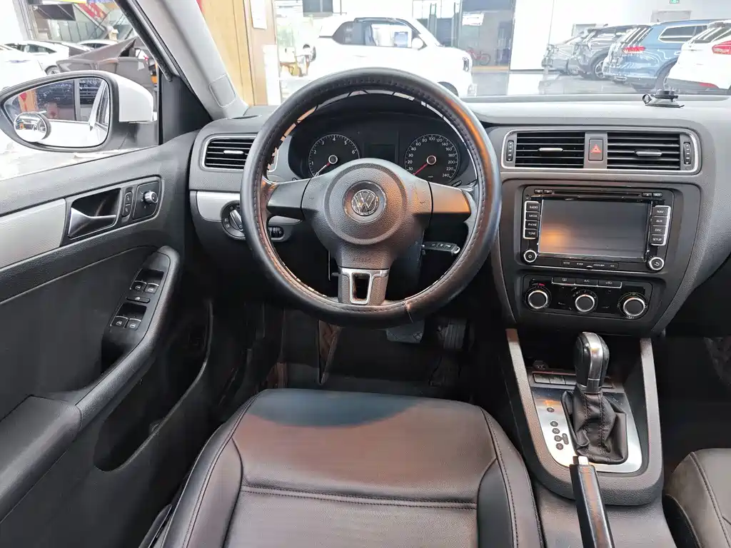 Volkswagen Sagitar — миниатюра 11