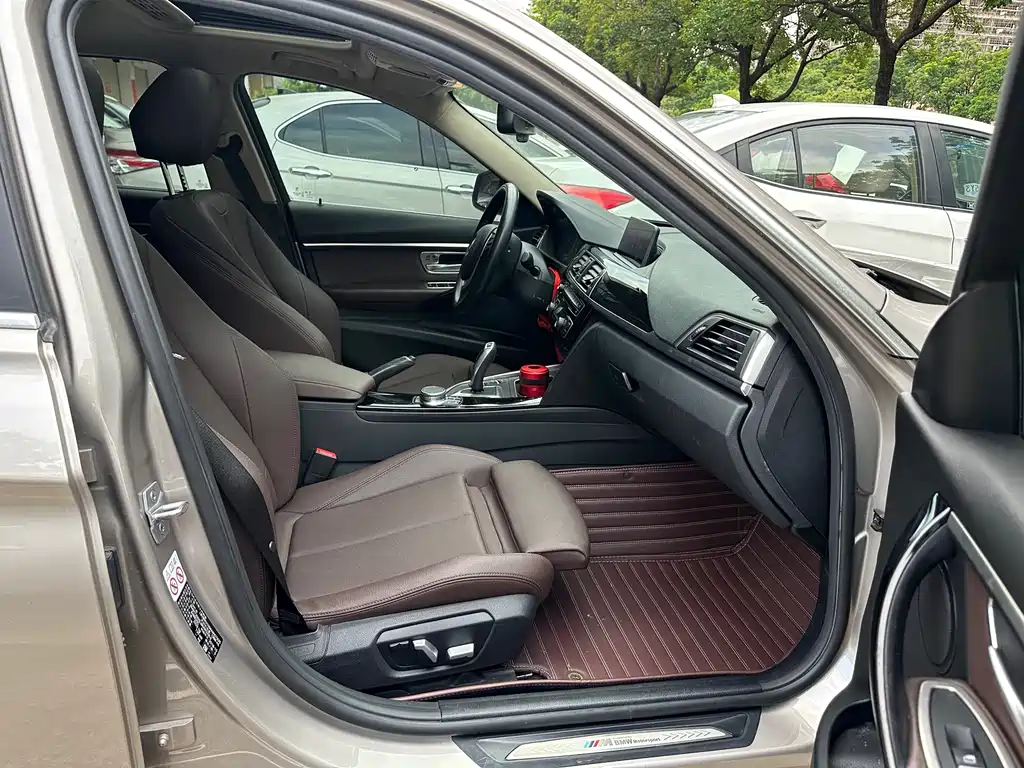 BMW 3 Series — миниатюра 8
