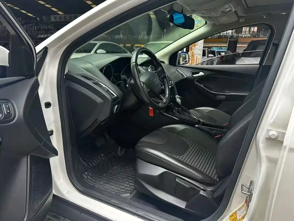 Ford Focus — миниатюра 4