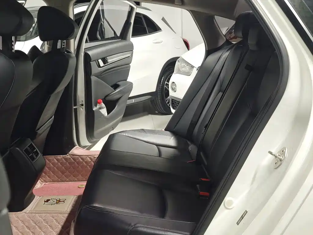 Honda Accord — миниатюра 6