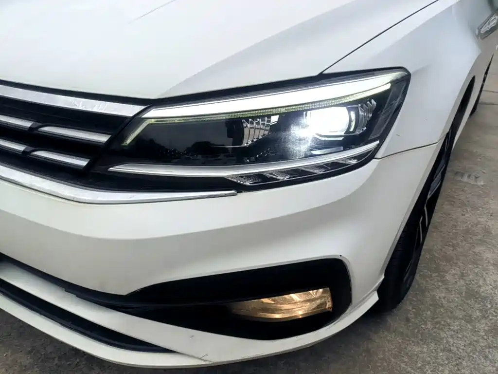 Volkswagen Lamando — миниатюра 24