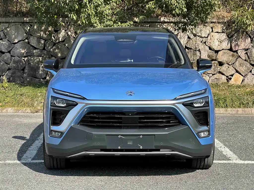 NIO ES8 — миниатюра 2