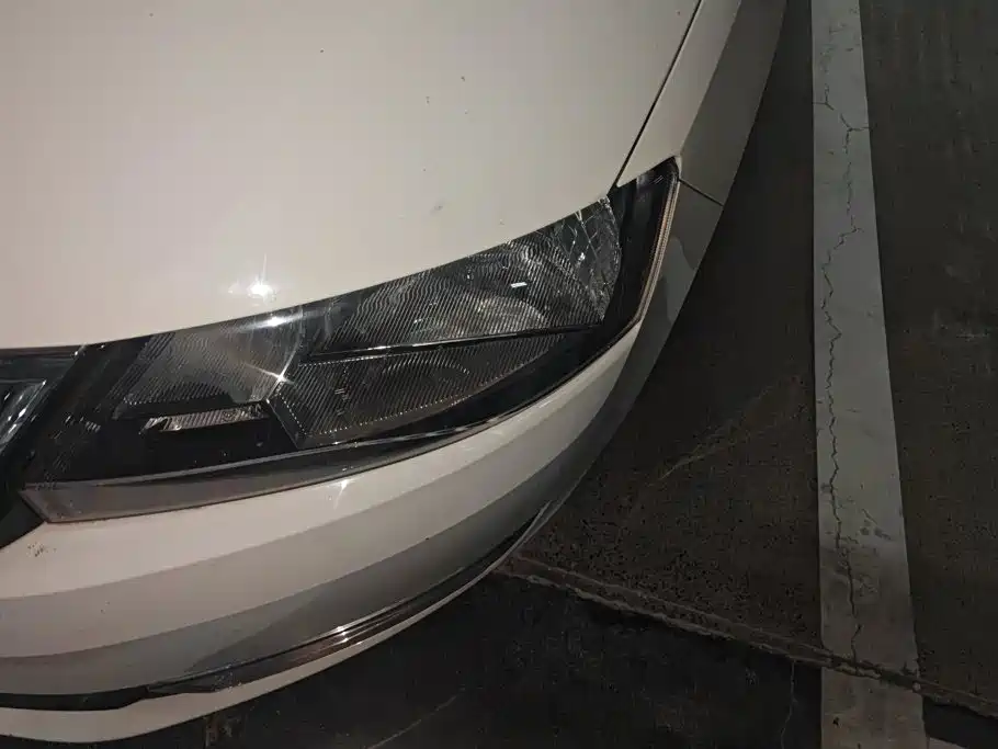 Skoda Rapid Spaceback — миниатюра 5
