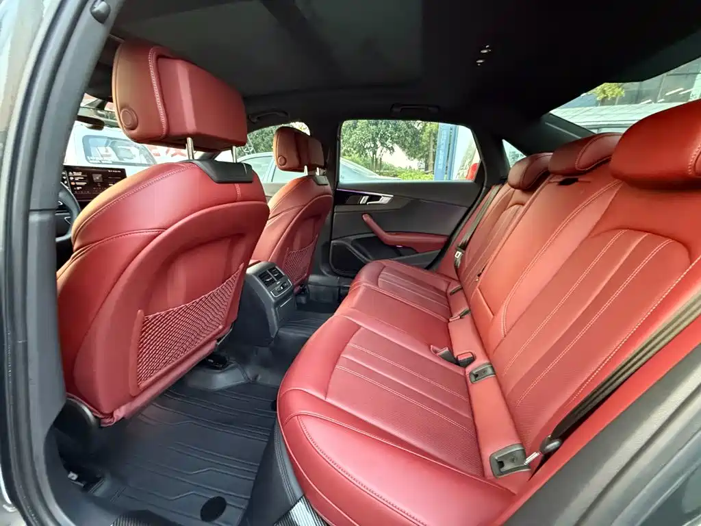 Audi A4L — миниатюра 7
