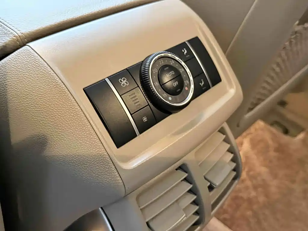 Mercedes-Benz R-Class — миниатюра 17