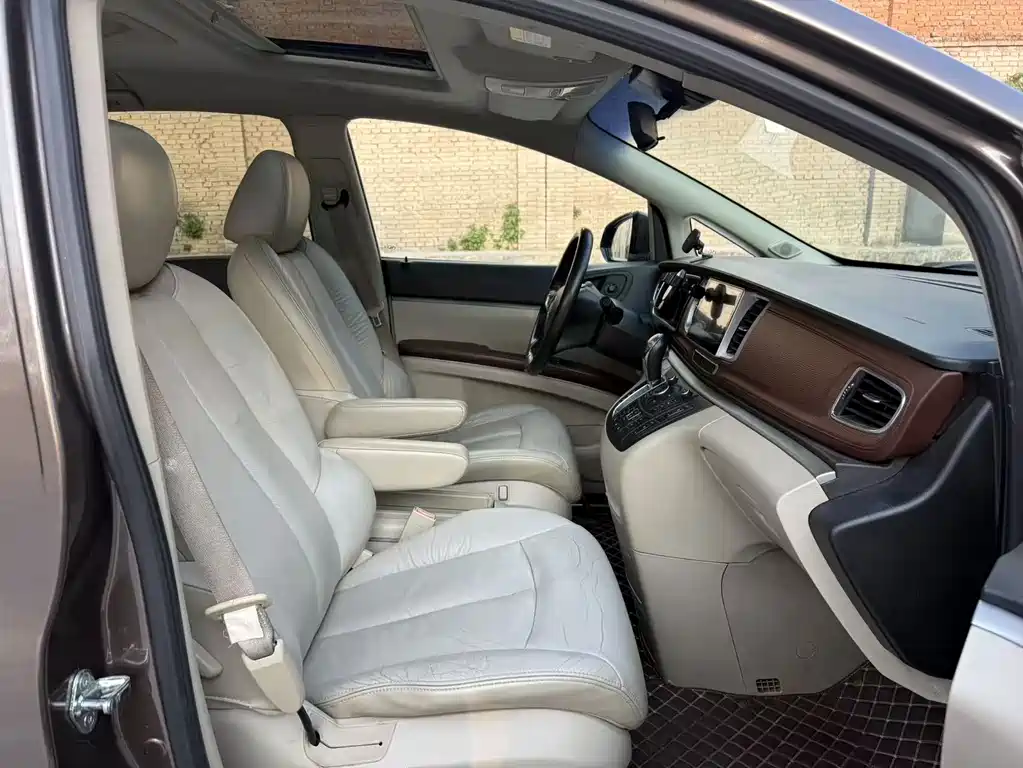 Buick GL8 — миниатюра 6