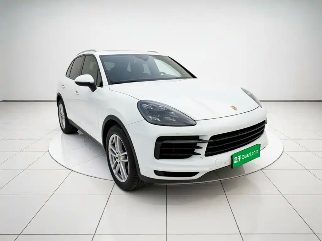 Porsche Cayenne — миниатюра 3