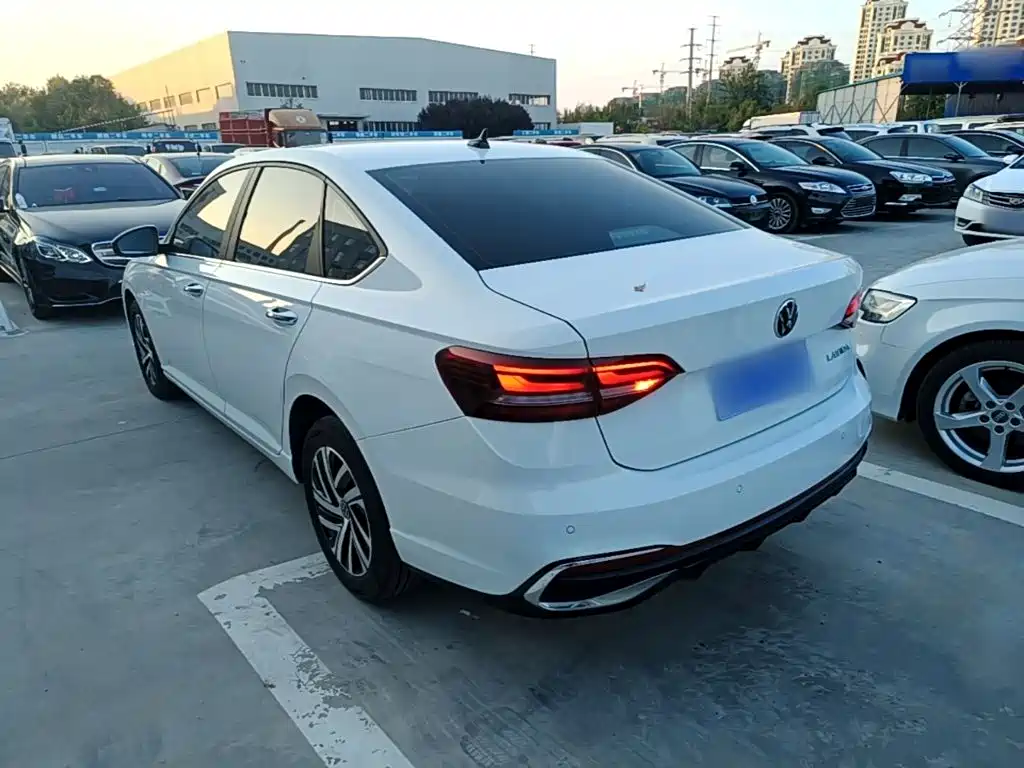Volkswagen Lavida — миниатюра 5