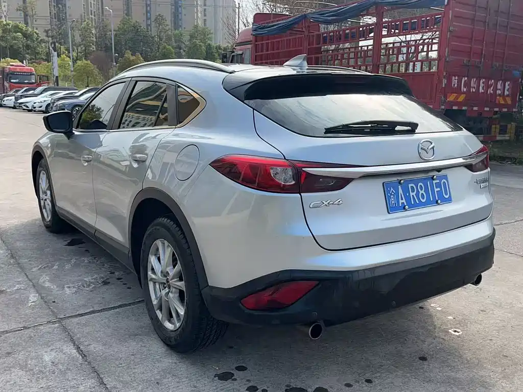 MAZDA CX 4