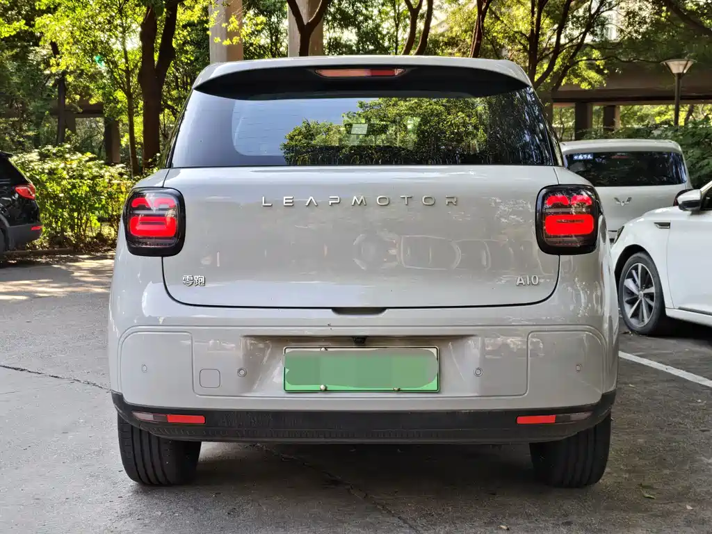 Leapmotor Leapmotor A10 — миниатюра 16