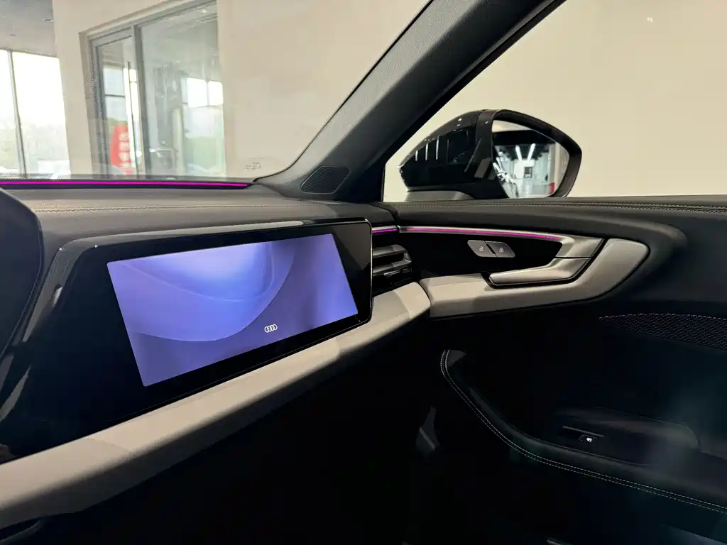 Audi A5L — миниатюра 14