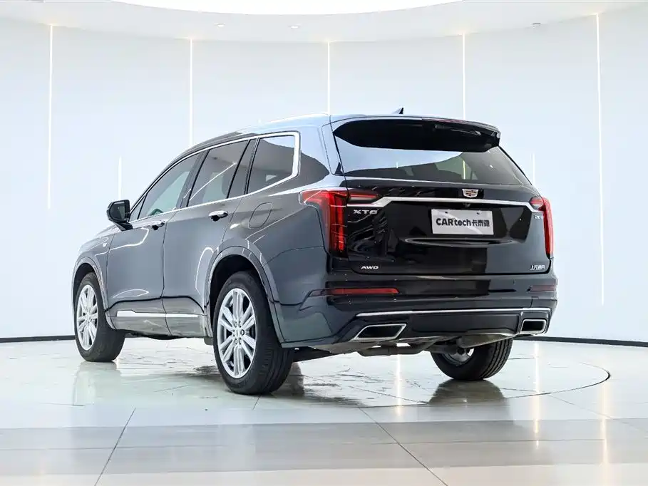 Cadillac XT6 2022 2.0T мест Luxury Standard