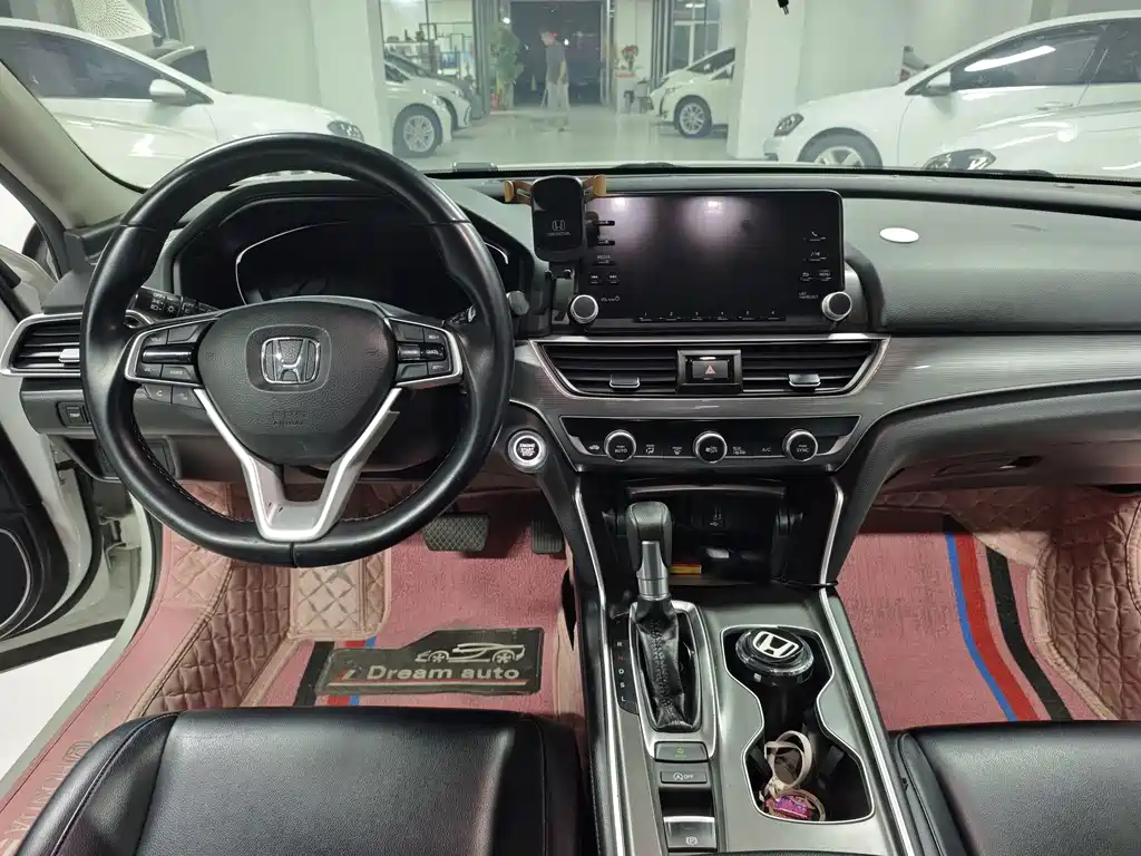 Honda Accord — миниатюра 7