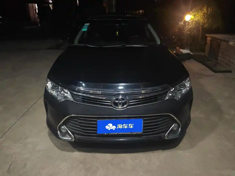 Toyota Camry — миниатюра 2