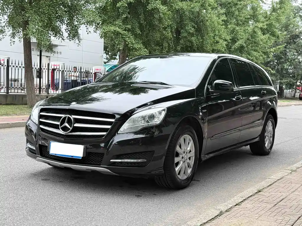 Mercedes-Benz R-Class