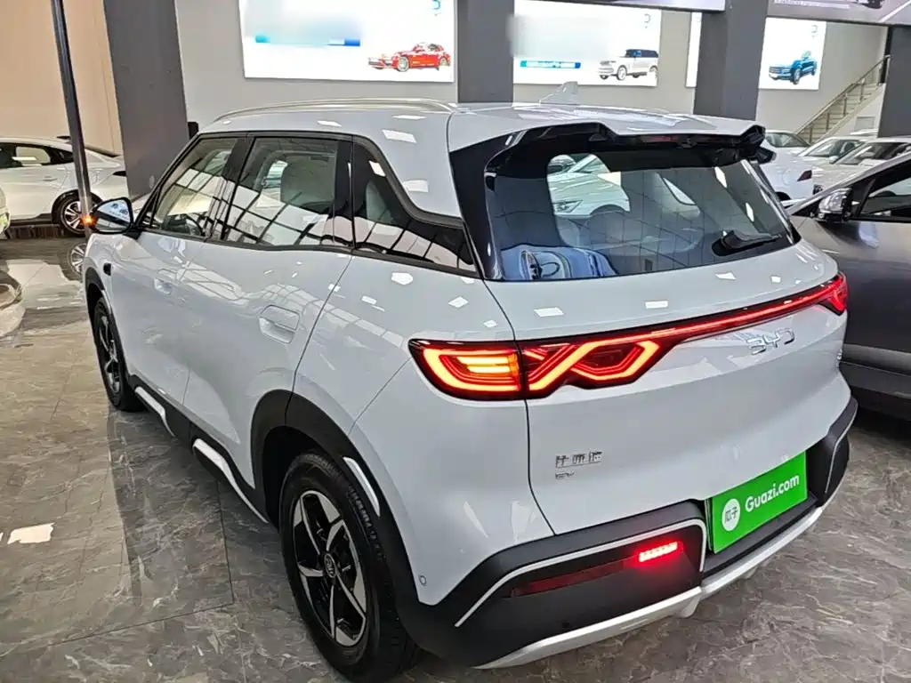 BYD Yuan UP — миниатюра 23