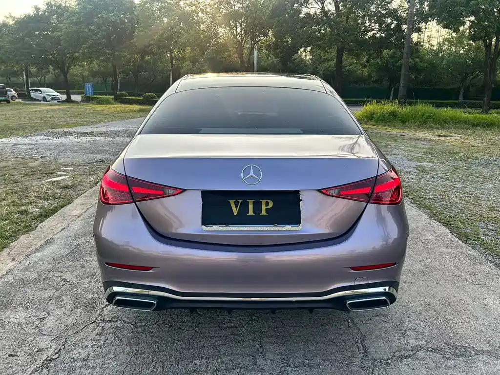 Mercedes-Benz C-Class — миниатюра 8