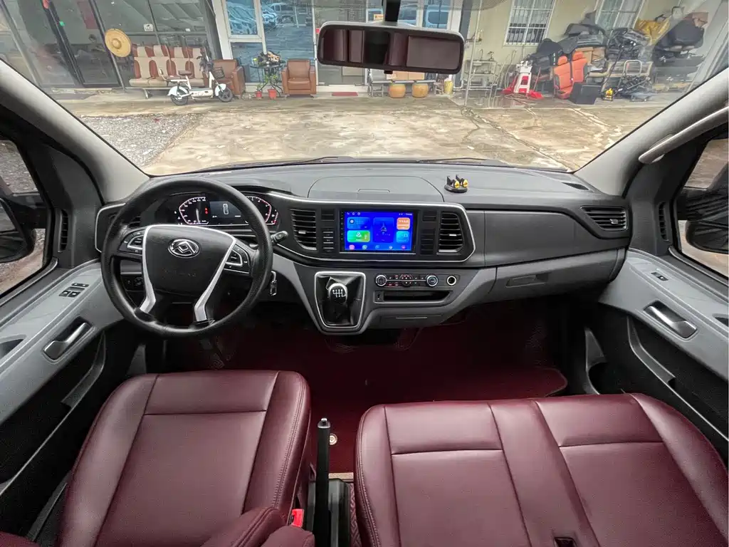 Maxus V80 — миниатюра 8