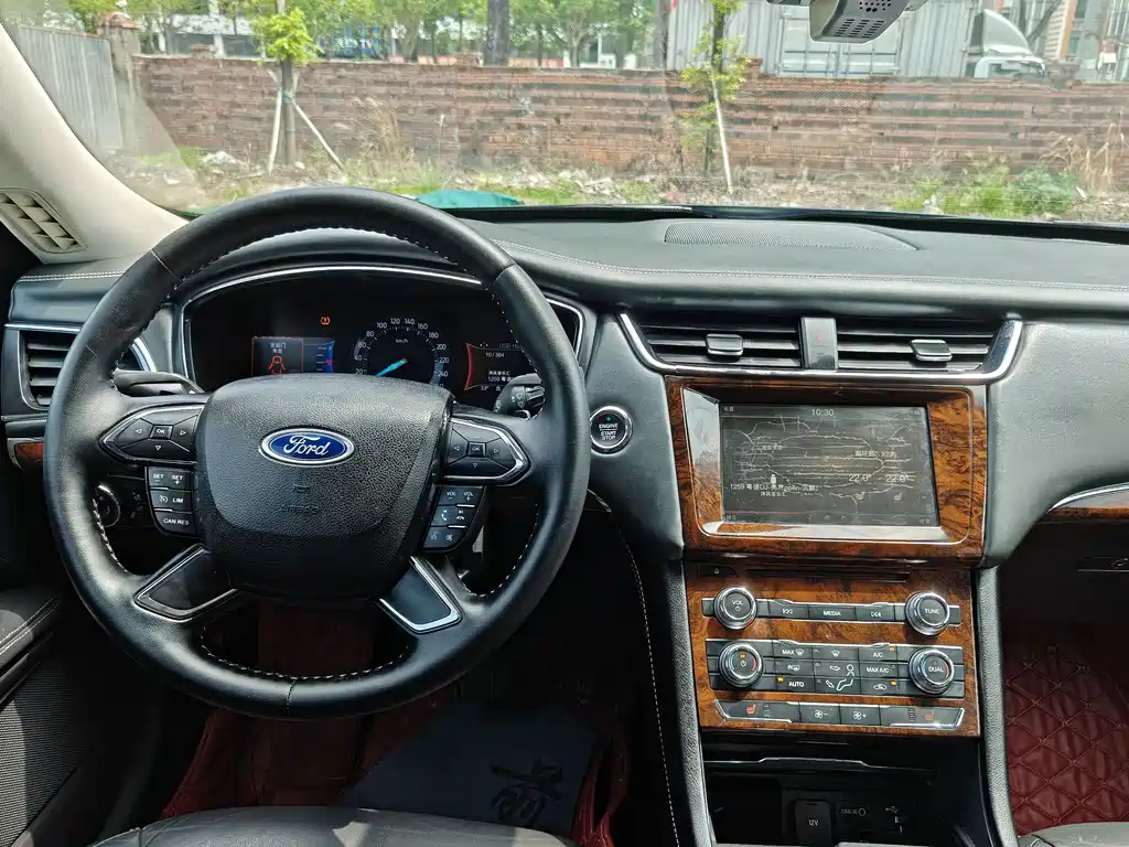 Ford Taurus 2016 EcoBoost 180 Luxury