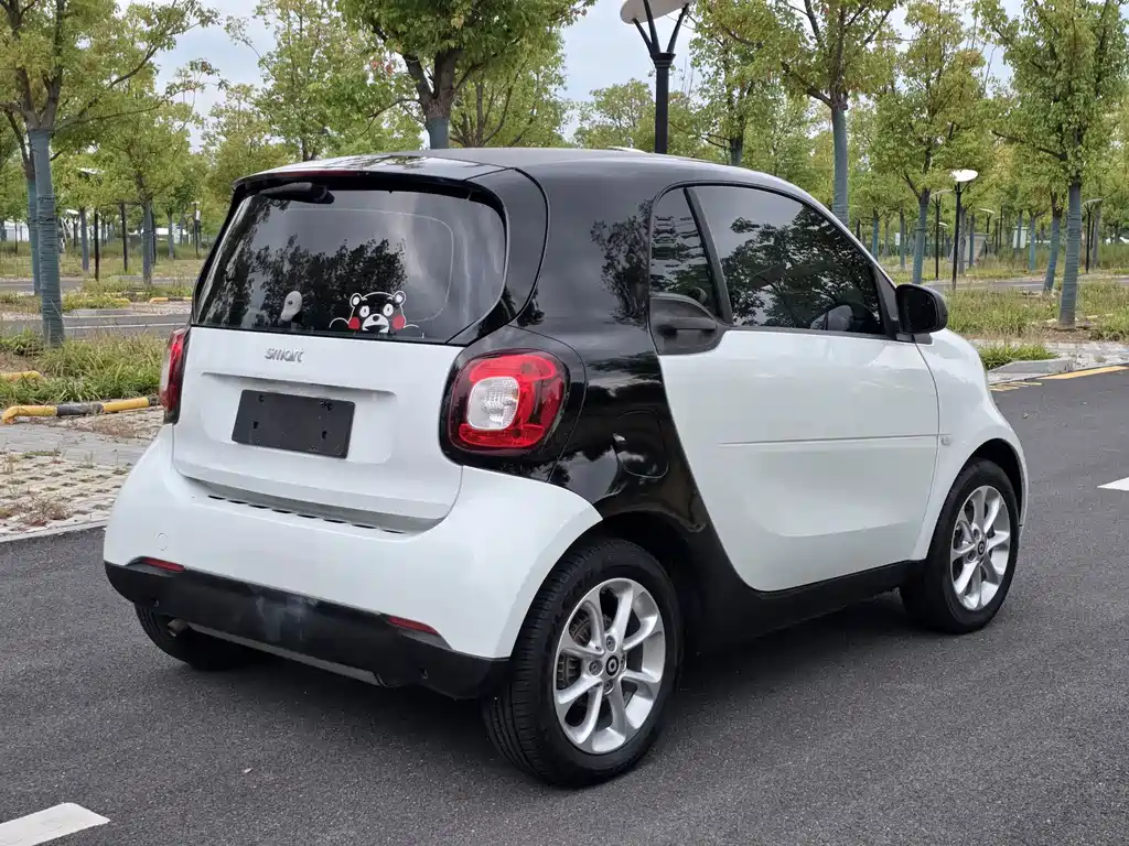 smart Smart Fortwo — миниатюра 4