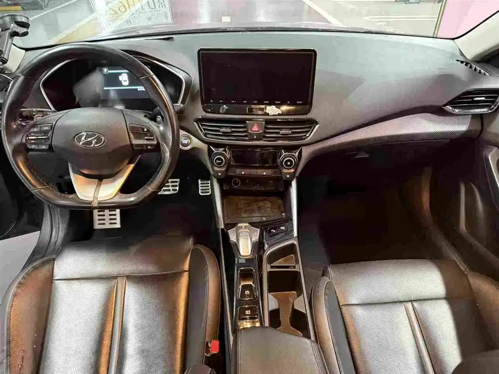 Hyundai Fista EV — миниатюра 9