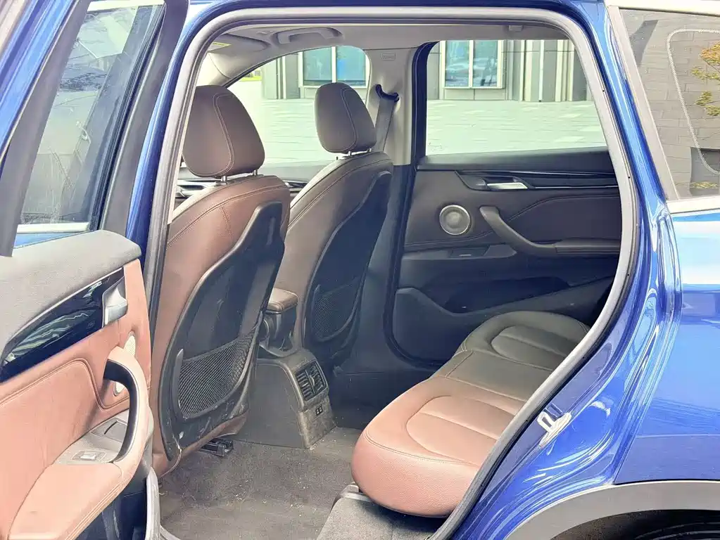 BMW X1 — миниатюра 7