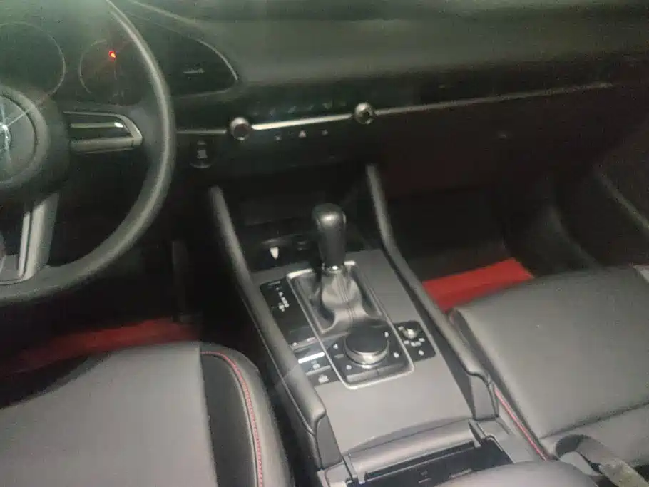 Mazda 3 Axela — миниатюра 16