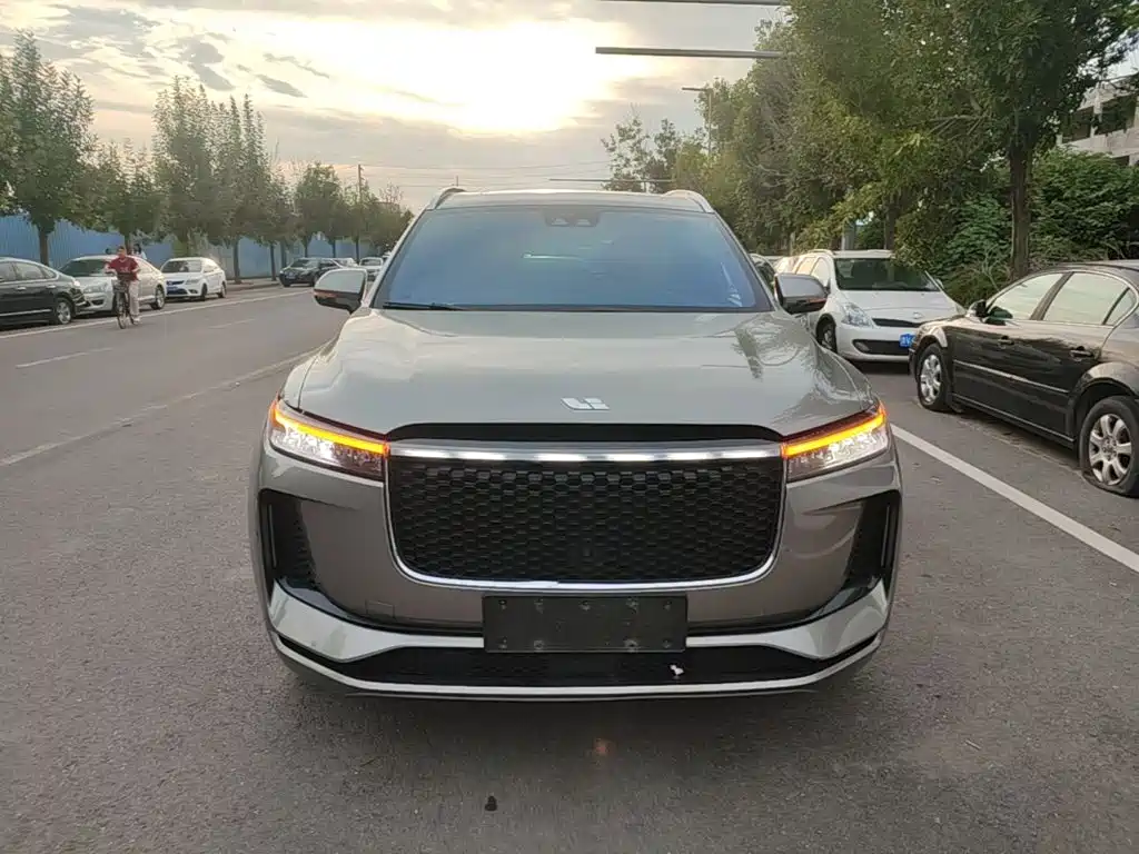Li Auto Li ONE — миниатюра 3