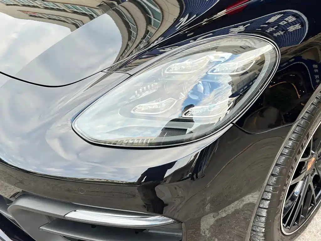 Porsche Panamera — миниатюра 18