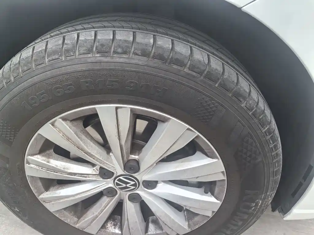 Volkswagen Lavida — миниатюра 12