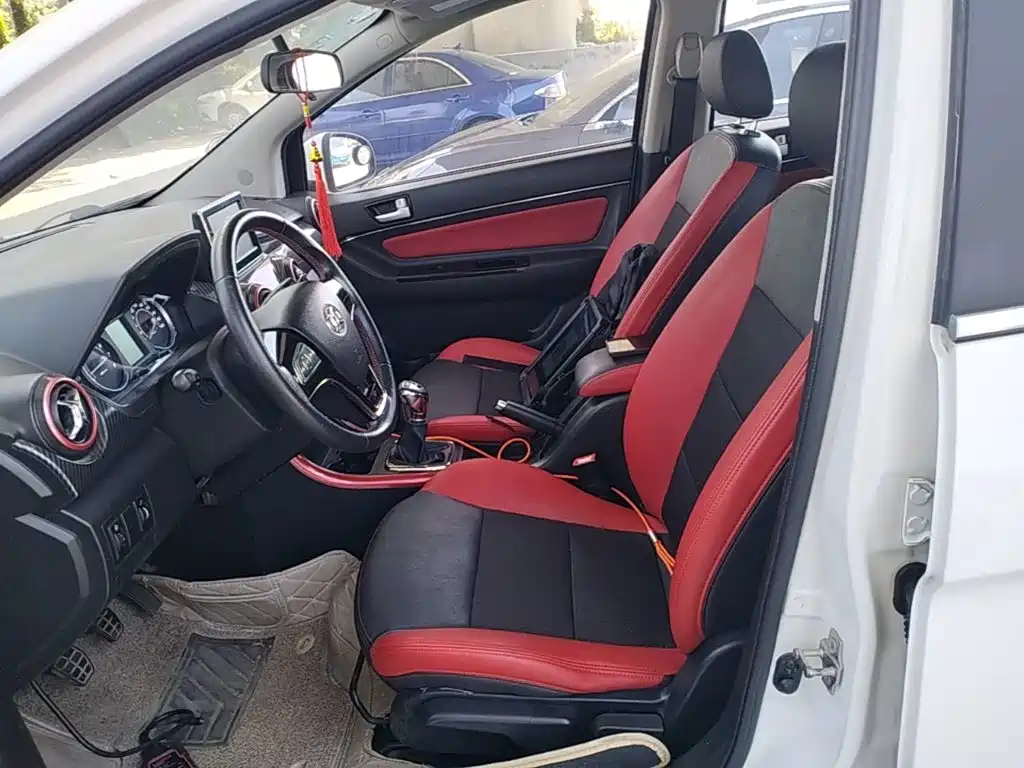 BAIC Senova X25 — миниатюра 15