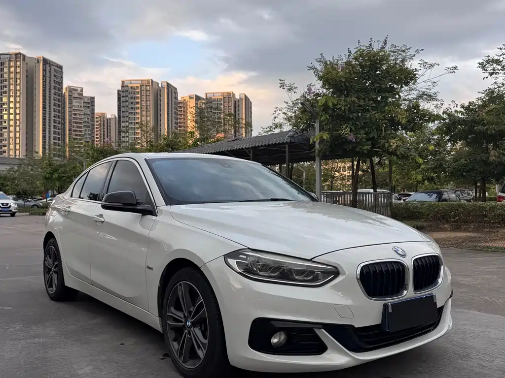 BMW 1 Series — миниатюра 2