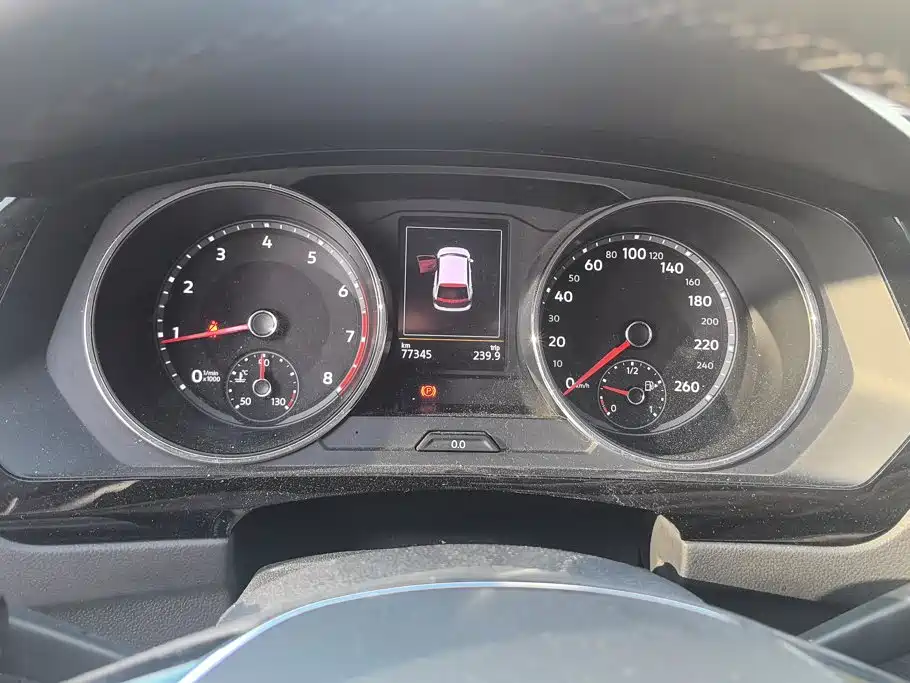 Volkswagen Tiguan L — миниатюра 14