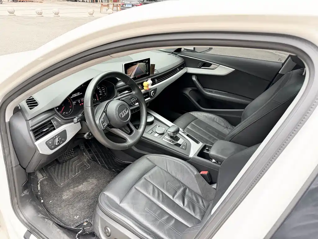 Audi A4L — миниатюра 5