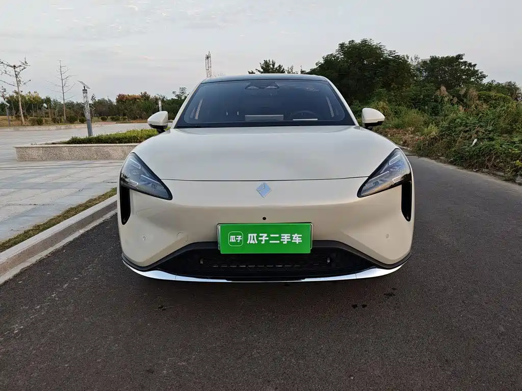Baojun Yunhai — миниатюра 3