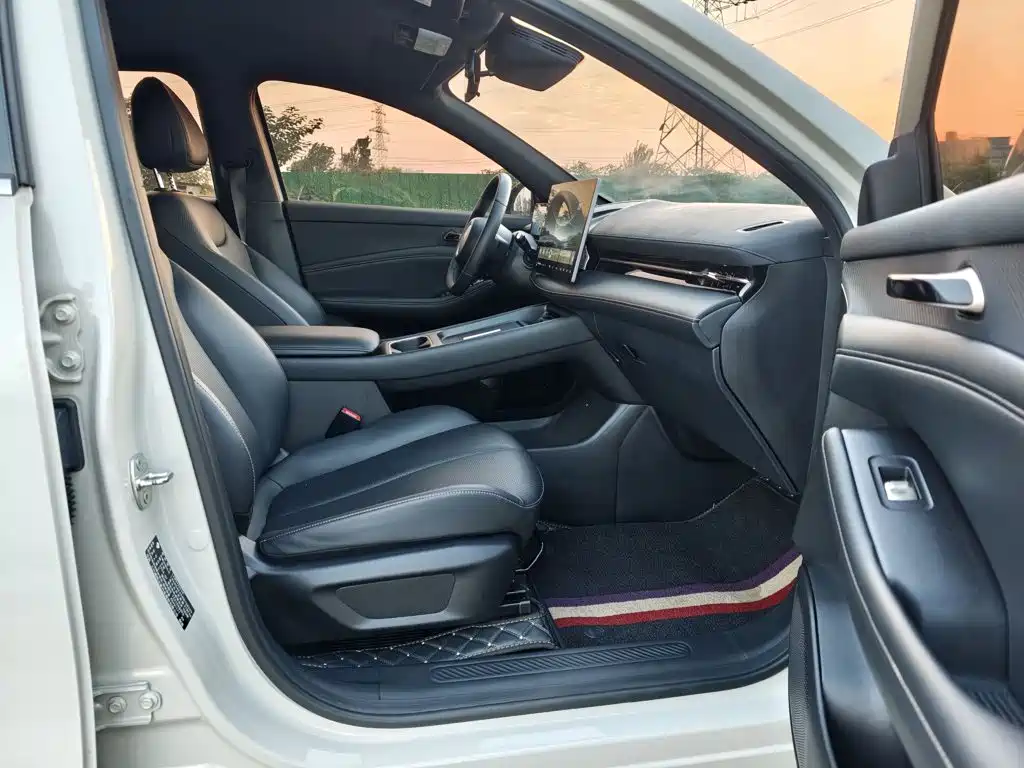 Baojun Yunhai — миниатюра 25