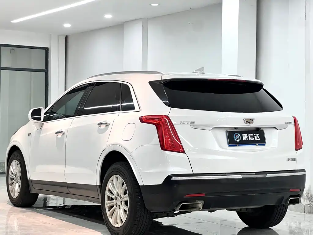 Cadillac XT5 — миниатюра 11
