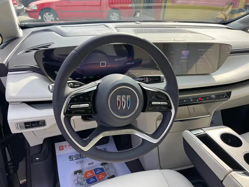 BUICK GL8 NEW ENERGY