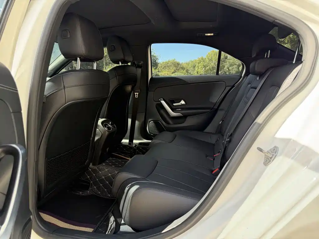 Mercedes-Benz A-Class — миниатюра 23