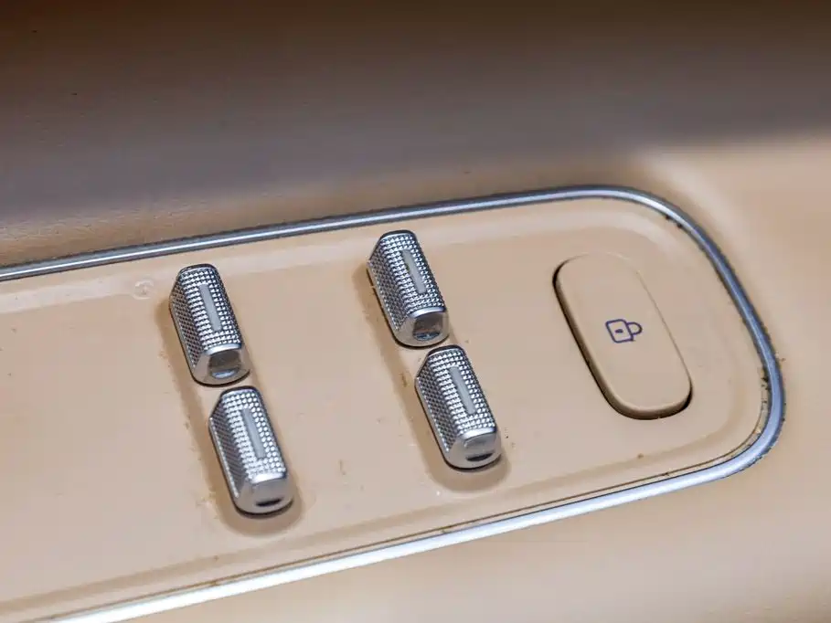 AITO AITO M9 — миниатюра 12