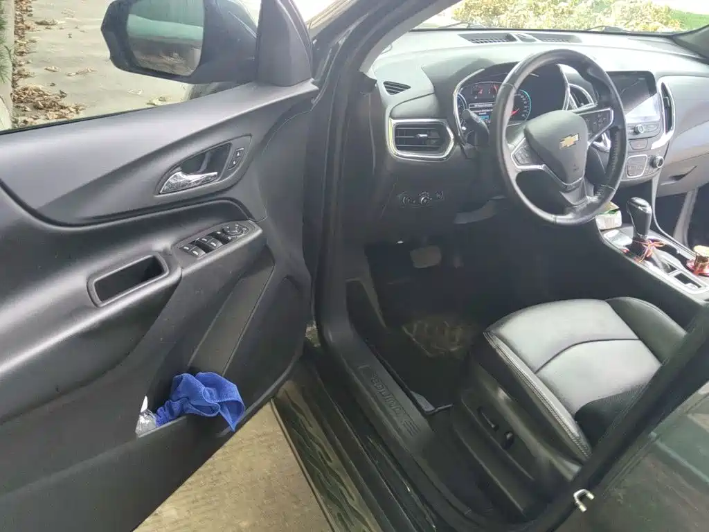 Chevrolet Equinox — миниатюра 14