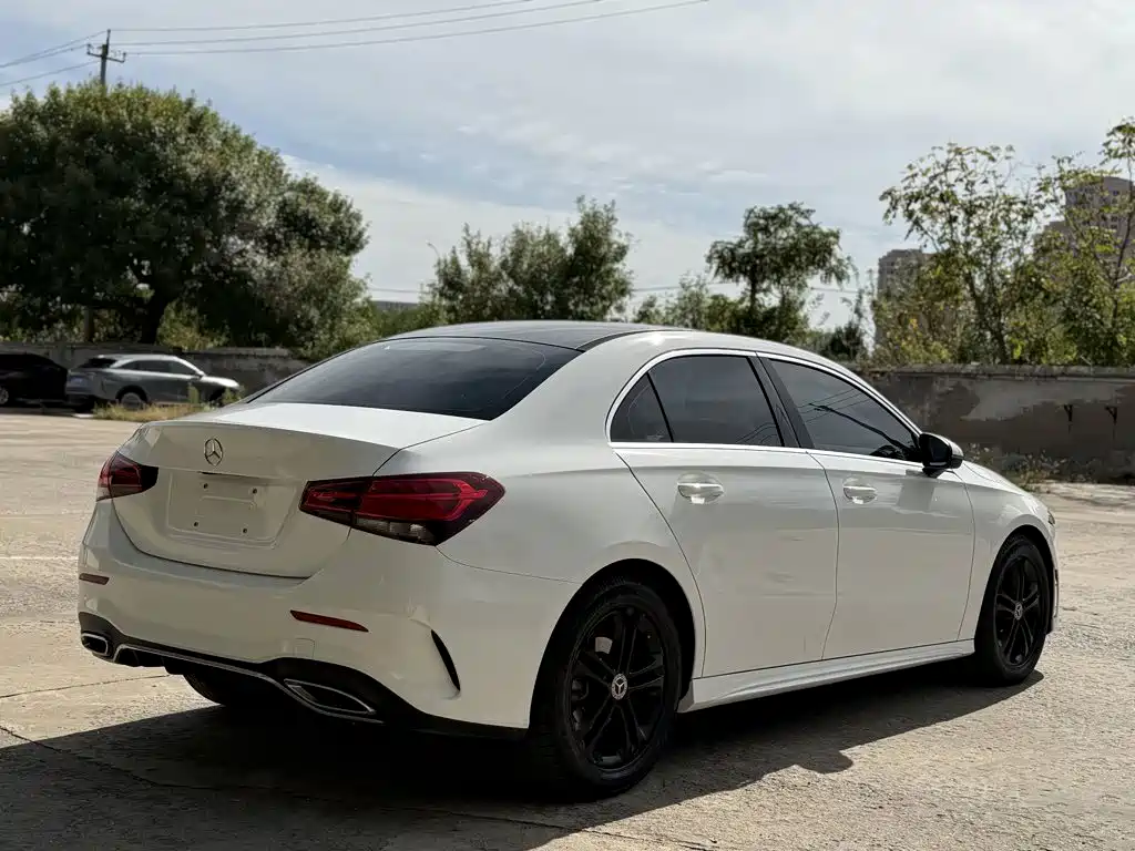 Mercedes-Benz A-Class — миниатюра 13