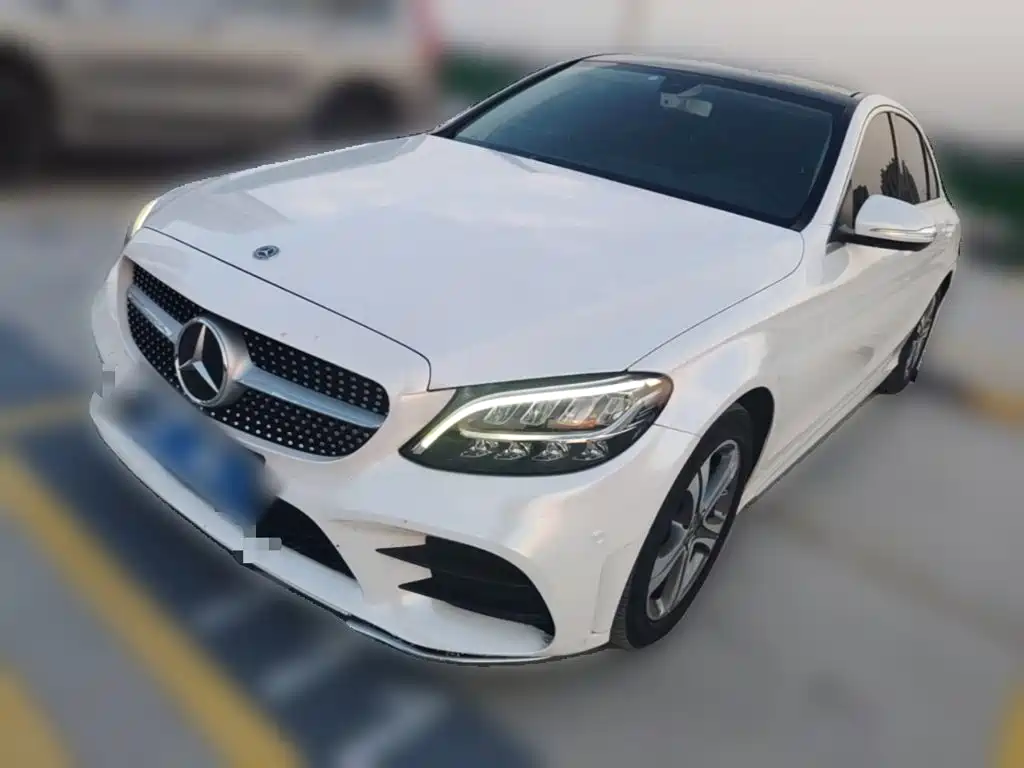 Mercedes-Benz C-Class — миниатюра 3