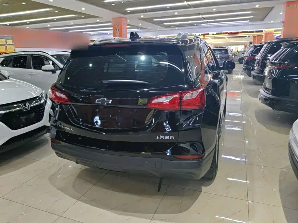 Chevrolet Equinox — миниатюра 7