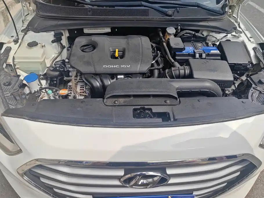 Hyundai Mistra — миниатюра 10