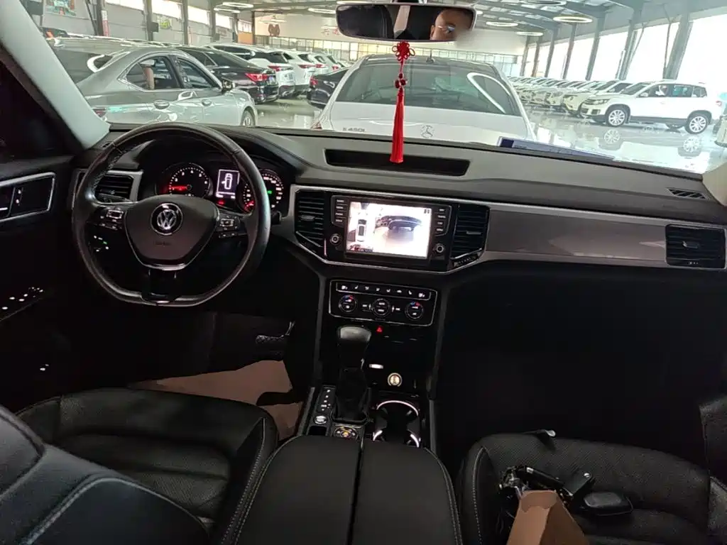 Volkswagen Teramont — миниатюра 10