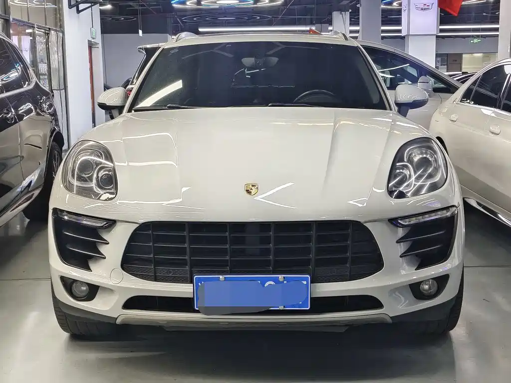 Porsche Macan — миниатюра 2