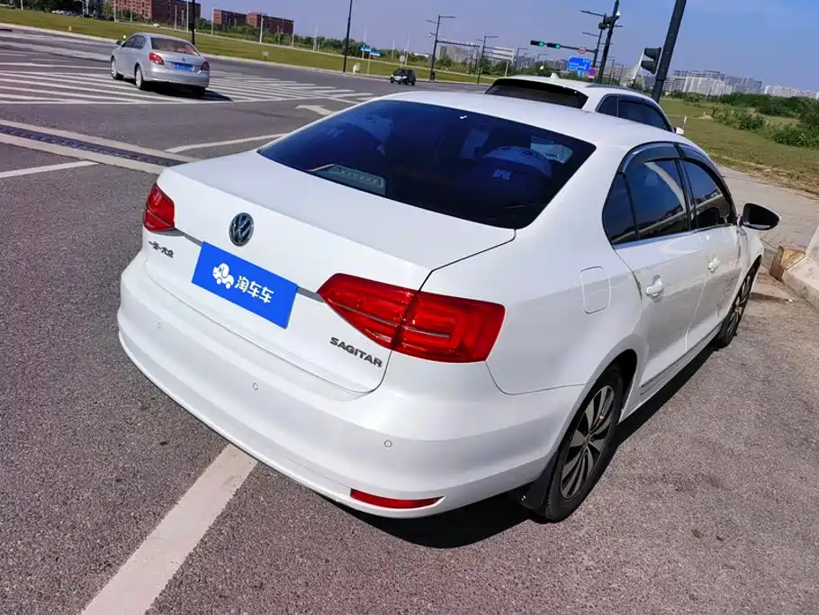 Volkswagen Sagitar — миниатюра 3
