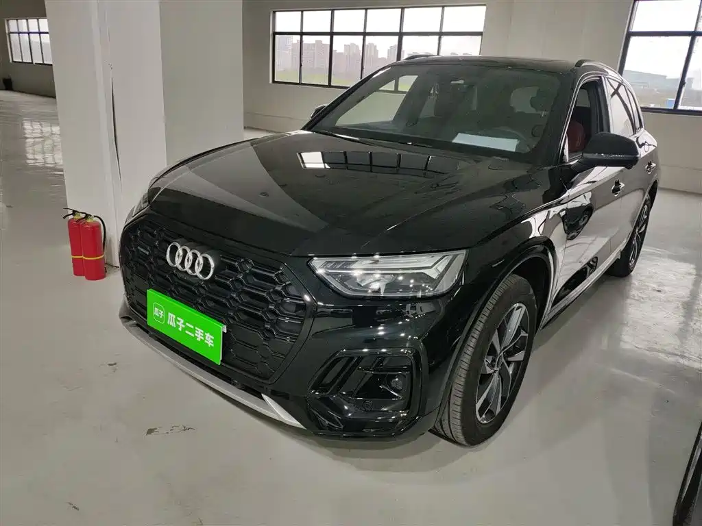 Audi Q5L 2025