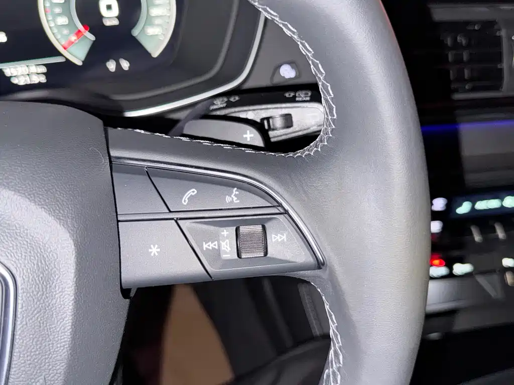Audi Q5L — миниатюра 49